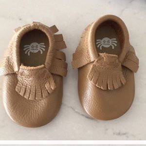 NWOT Itzy Ritzy Moccasins, Size 0-6 months
